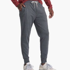Vuori mens Sunday Performance jogger